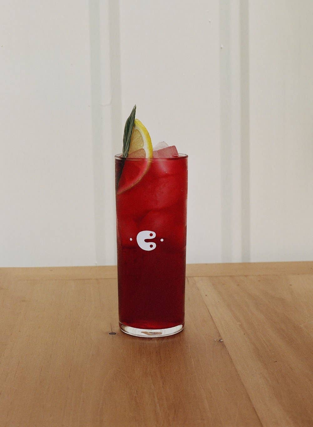 Non-Alcoholic Blackcurrant Aperitif